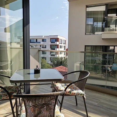 E M Y Nord 2 Apartamento *